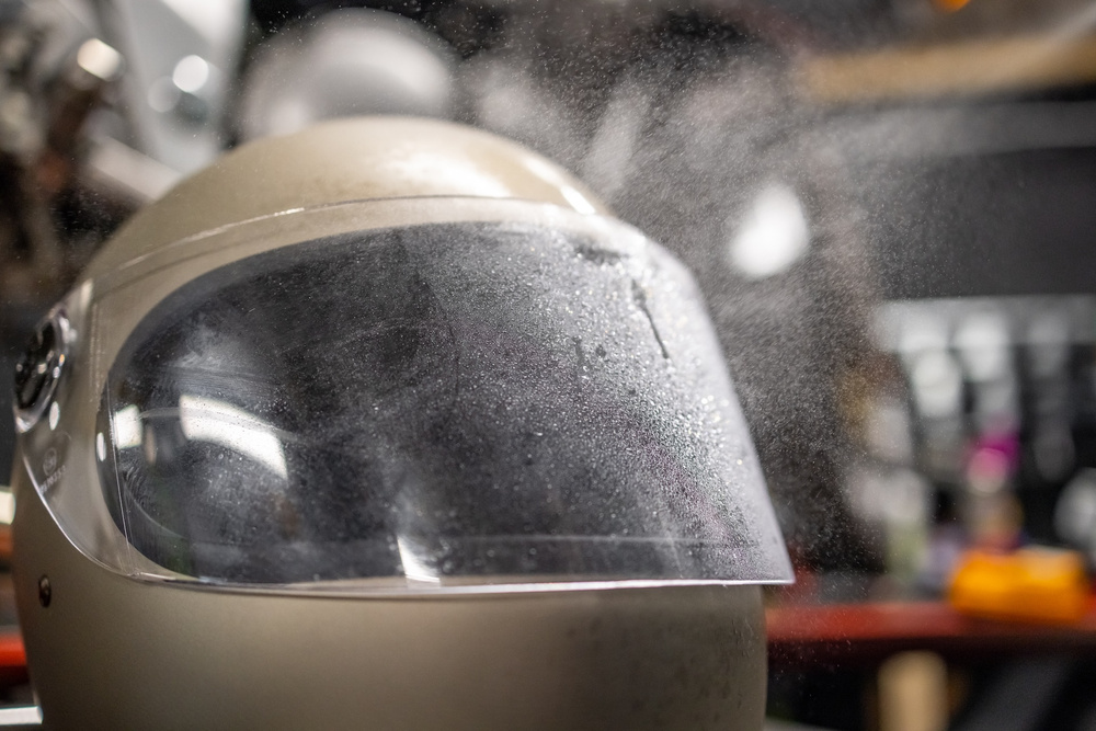 Muc-Off 20802 - Zestaw do czyszczenia wizjerów i szybek kasków