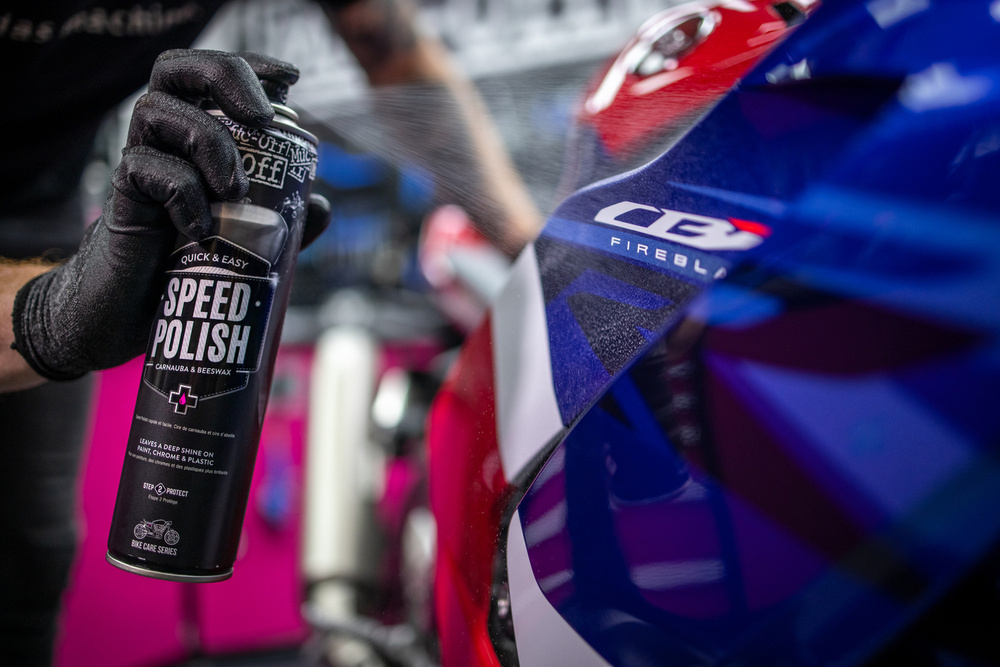 Muc-Off 627 Speed Polish polerujaco-woskujący do każdej powierzchni