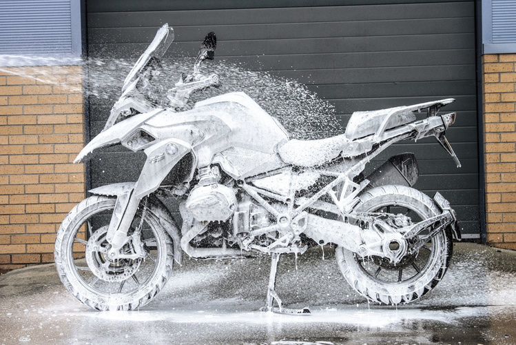 Muc-Off 709 - Płyn do pianownic Snow Foam